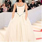 Filename=050.jpg
Filesize=891KiB
Dimensions=1434x2048
Date added=Jan 31, 2024 050.jpg