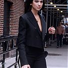 Filename=001.jpg
Filesize=1128KiB
Dimensions=2400x3600
Date added=Apr 15, 2025 001.jpg