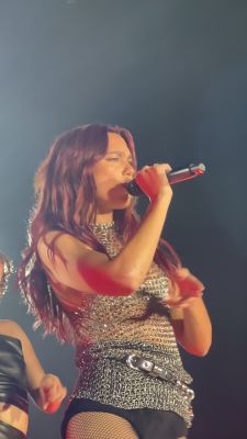 © twitter.com/sometimesheaven
