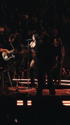 © instagram.com/joshosuna
