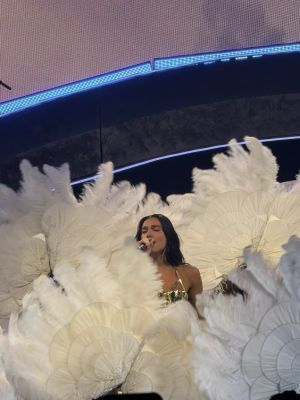 © x.com/barbaramayi
