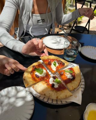 © instagram.com/tommybaxter
